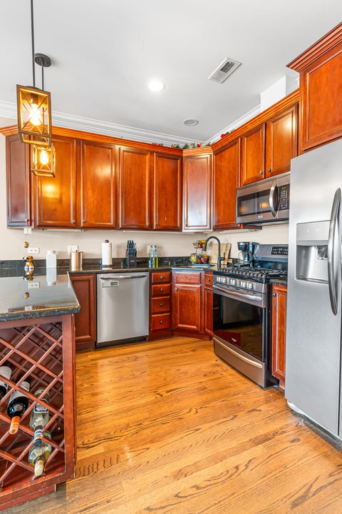 Tiny photo for 2248 W FOSTER Avenue #3, Chicago, IL 60625 (MLS # 12794546)