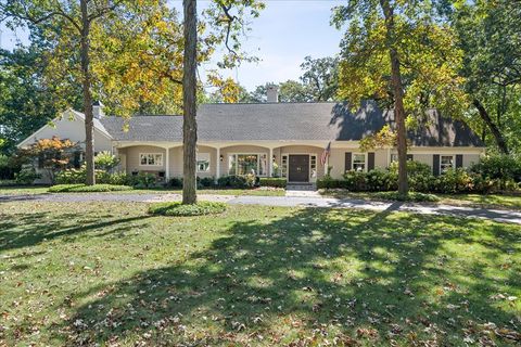 1045 OAK GROVE Lane Lake Forest IL 60045