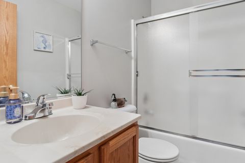 Tiny photo for 217 Kathryn Lane, North Aurora, IL 60542 (MLS # 12616737)