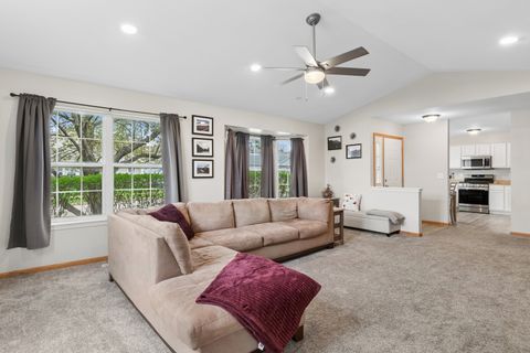Tiny photo for 217 Kathryn Lane, North Aurora, IL 60542 (MLS # 12616737)