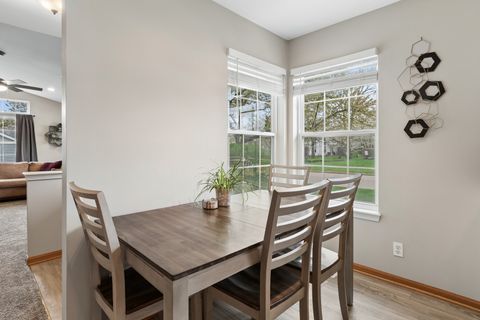Tiny photo for 217 Kathryn Lane, North Aurora, IL 60542 (MLS # 12616737)