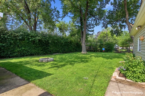 Tiny photo for 2409 Robin Lane, Rolling Meadows, IL 60008 (MLS # 12686639)