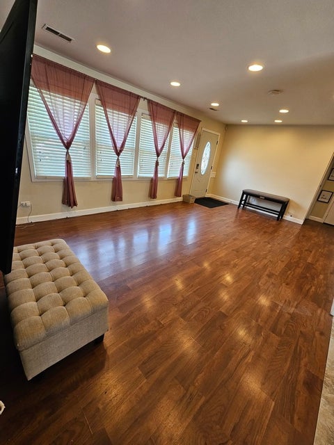 Tiny photo for 412 Suwanee Street, Park Forest, IL 60466 (MLS # 12712086)