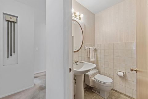 Tiny photo for 936 S Stone Avenue, La Grange, IL 60525 (MLS # 12582227)