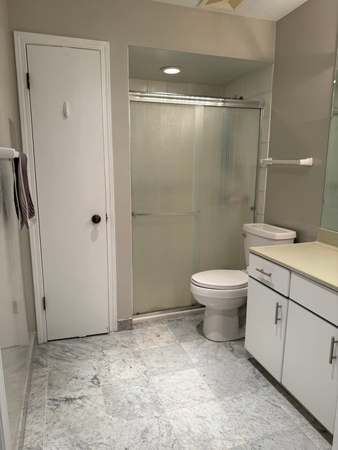 Tiny photo for 350 E Dundee Road #301, Buffalo Grove, IL 60089 (MLS # 12776105)
