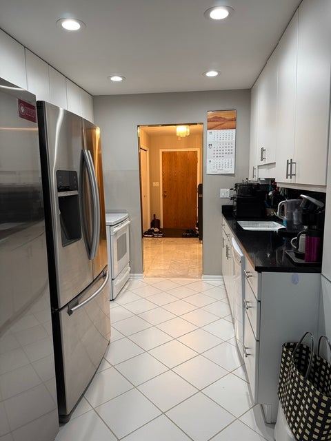 Tiny photo for 350 E Dundee Road #301, Buffalo Grove, IL 60089 (MLS # 12776105)