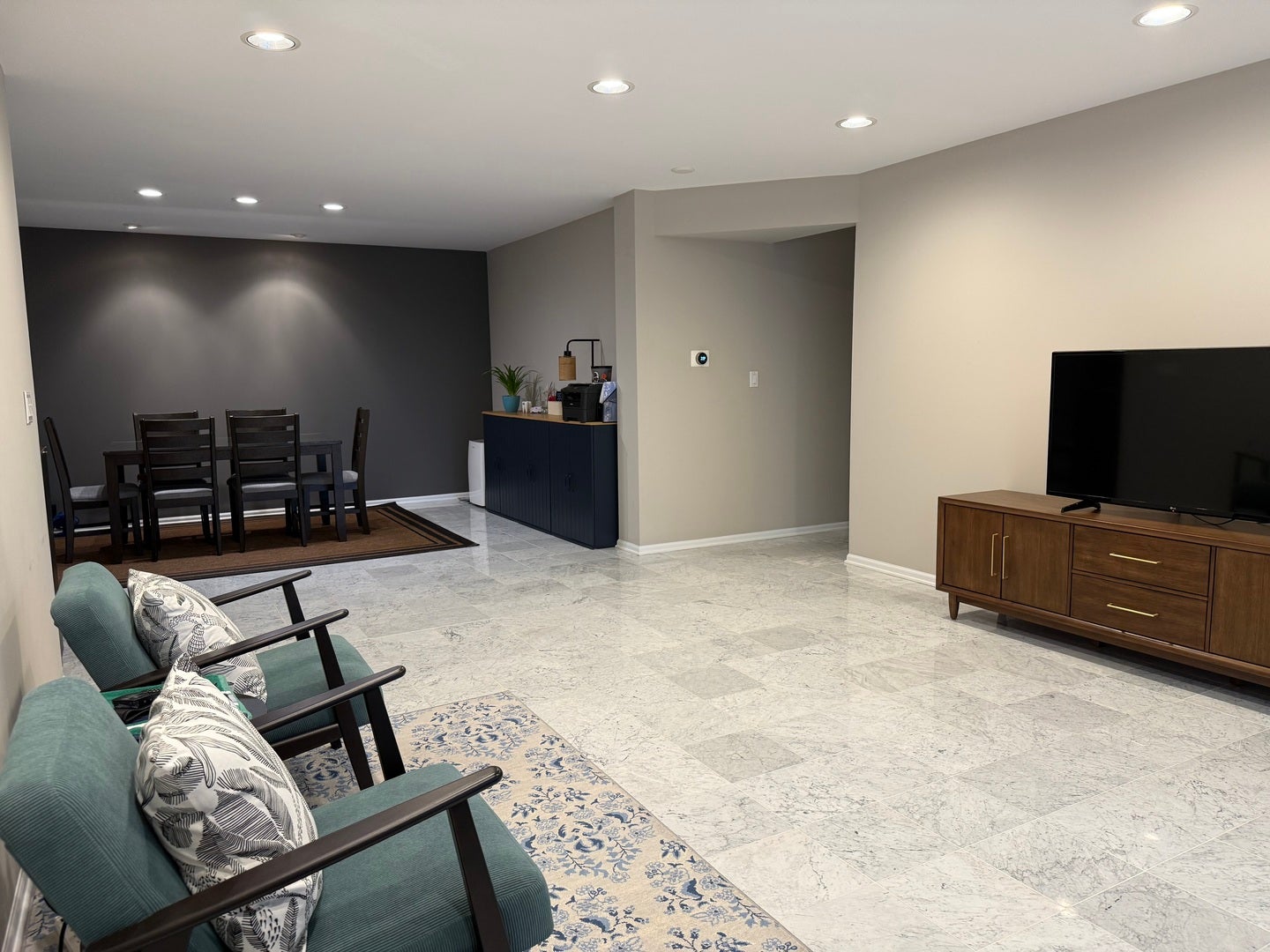 350 E Dundee Road 301