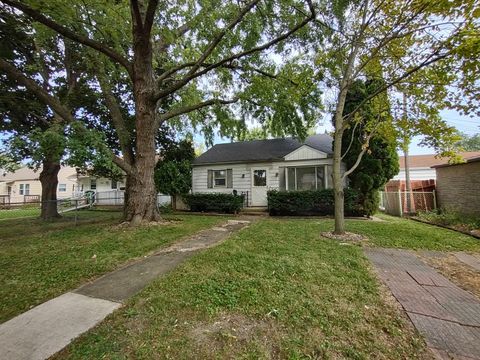 Photo of 222 Park Drive, Joliet, IL 60436 (MLS # 12471516)