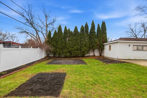 Tiny photo for 900 Brentwood Drive, Joliet, IL 60435 (MLS # 12543716)