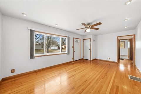 Tiny photo for 900 Brentwood Drive, Joliet, IL 60435 (MLS # 12543716)