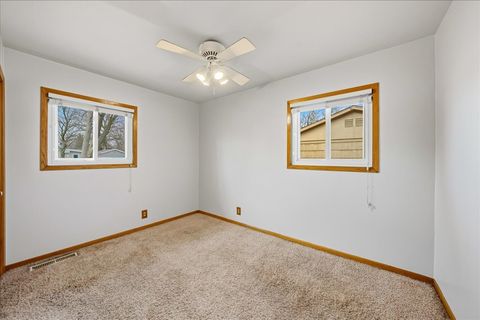 Tiny photo for 900 Brentwood Drive, Joliet, IL 60435 (MLS # 12543716)