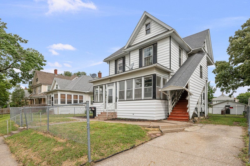 618 W 17th Street
