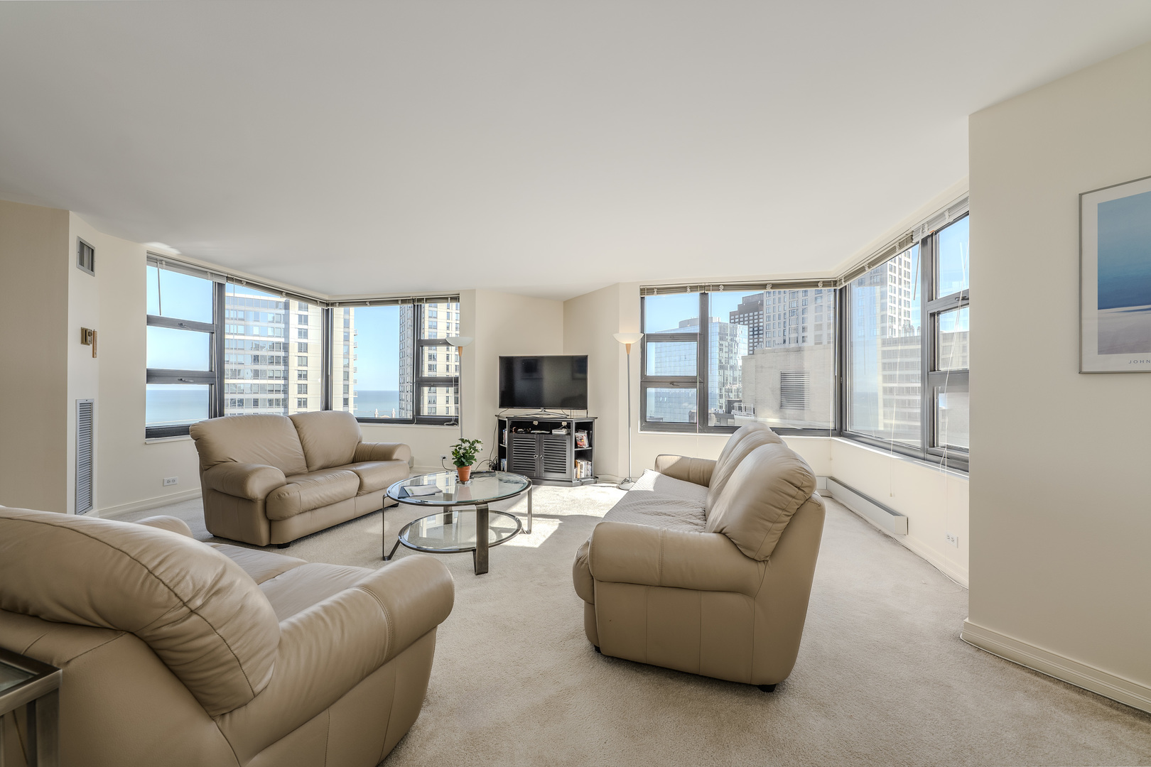 401 E ONTARIO Street 4006