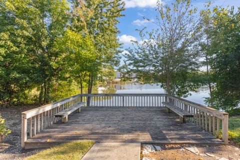 Tiny photo for 1703 Lakecliffe Drive #A, Wheaton, IL 60189 (MLS # 12489237)