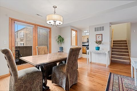 Tiny photo for 407 S Oak Park Avenue #H, Oak Park, IL 60302 (MLS # 12610711)