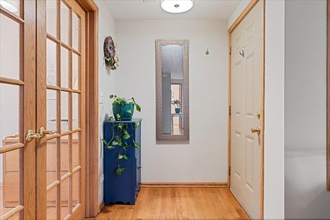 Tiny photo for 407 S Oak Park Avenue #H, Oak Park, IL 60302 (MLS # 12610711)