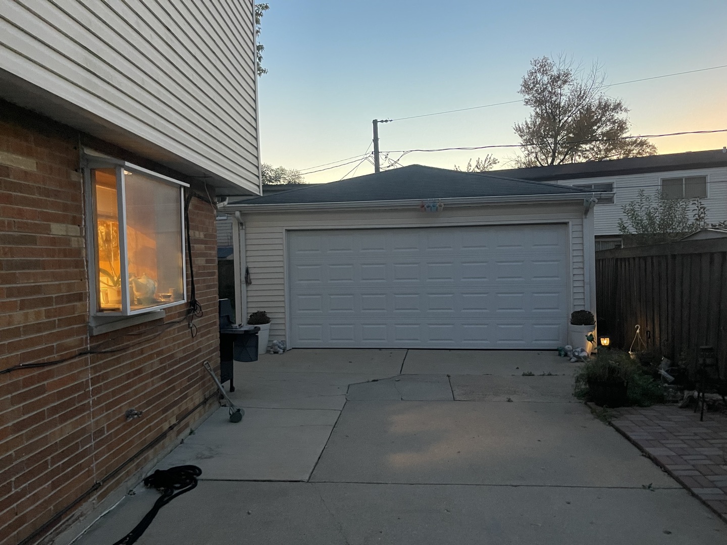 9256 N Parkside Drive