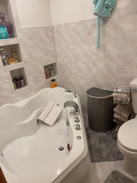 Tiny photo for 9256 N Parkside Drive, Des Plaines, IL 60016 (MLS # 12518973)