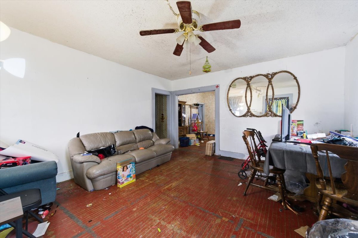 523 N Highland Avenue