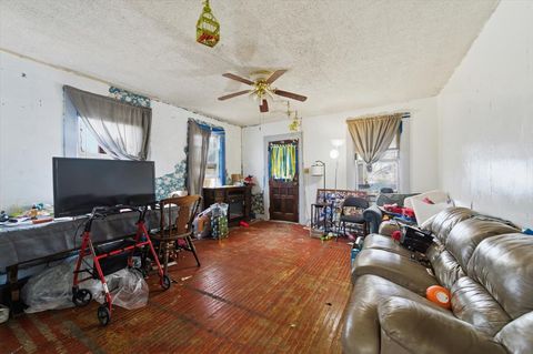 Tiny photo for 523 N Highland Avenue, Aurora, IL 60506 (MLS # 12600089)