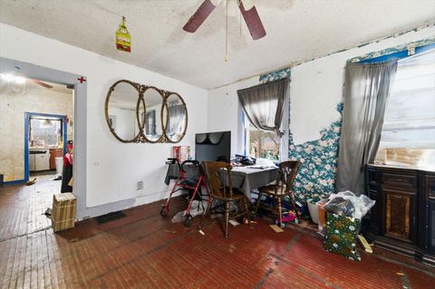 Tiny photo for 523 N Highland Avenue, Aurora, IL 60506 (MLS # 12600089)