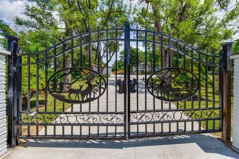 Tiny photo for 16705 Wolf Road, Orland Park, IL 60467 (MLS # 12420511)