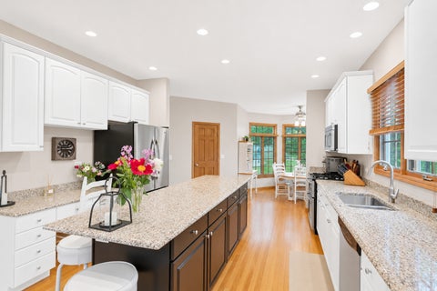 Tiny photo for 631 Mason Lane, Lake In The Hills, IL 60156 (MLS # 12652116)