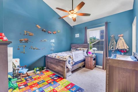 Tiny photo for 4319 Regency Place, Davenport, IA 52806 (MLS # 12655909)