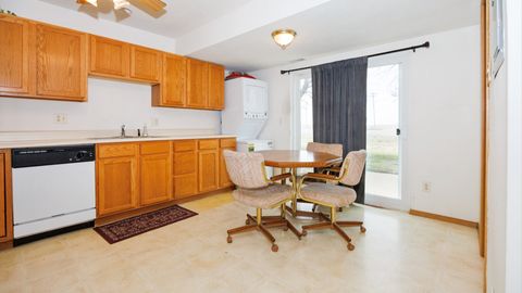 Tiny photo for 23 Fetzer Court #2, Bloomington, IL 61704 (MLS # 12600272)