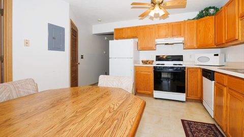 Tiny photo for 23 Fetzer Court #2, Bloomington, IL 61704 (MLS # 12600272)