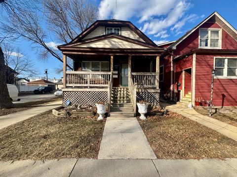 5758 W Warwick Avenue Chicago IL 60634