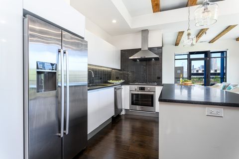 Tiny photo for 1600 S Jefferson Street #304, Chicago, IL 60616 (MLS # 12684858)
