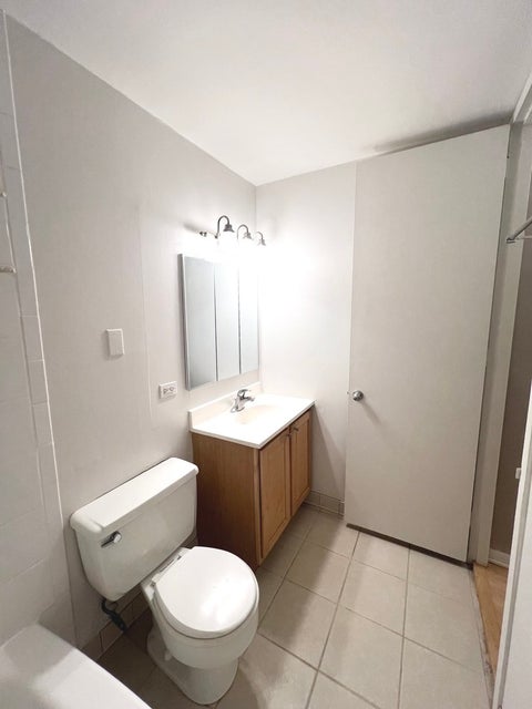 Tiny photo for 1960 N Lincoln Park West PARK #2502, Chicago, IL 60614 (MLS # 12786192)