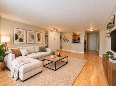 Tiny photo for 1960 N Lincoln Park West PARK #2502, Chicago, IL 60614 (MLS # 12786192)