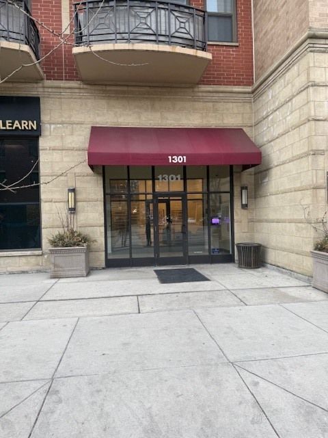 1301 W MADISON Street 514 Chicago IL 60607