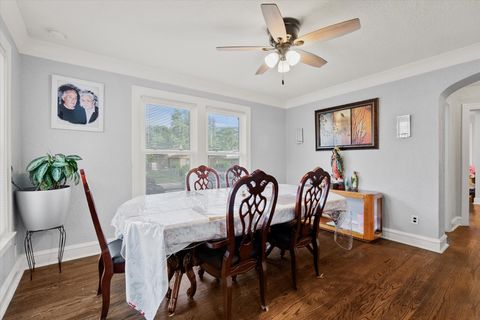 Tiny photo for 28 E 157th Street, Harvey, IL 60426 (MLS # 12498385)