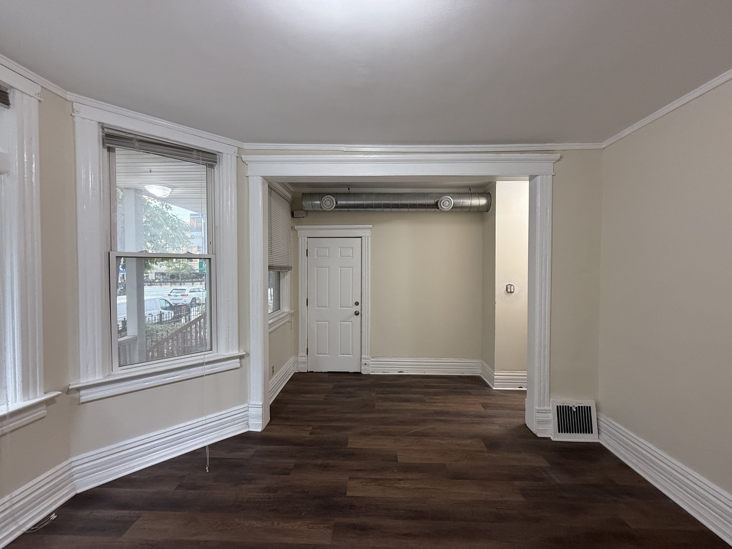 2144 W Montrose Avenue 1