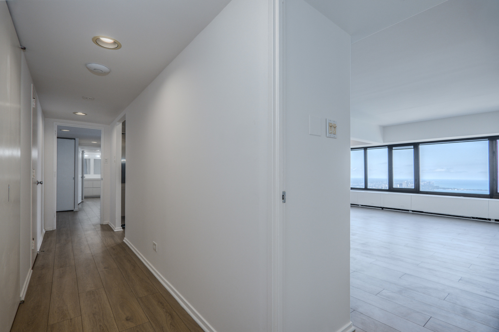 175 E Delaware Place 8903