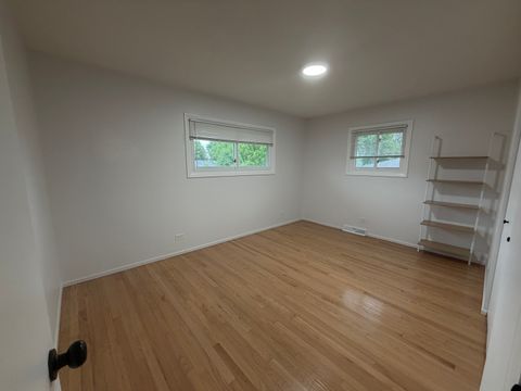 Tiny photo for 1801 E Aztec Lane, Mount Prospect, IL 60056 (MLS # 12679666)