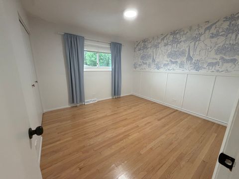 Tiny photo for 1801 E Aztec Lane, Mount Prospect, IL 60056 (MLS # 12679666)