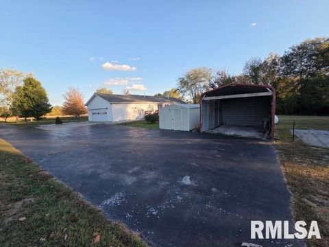 Tiny photo for 14013 N Tolle Lane, Mt Vernon, IL 62864 (MLS # EB460213)