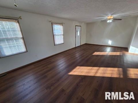 Tiny photo for 14013 N Tolle Lane, Mt Vernon, IL 62864 (MLS # EB460213)