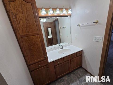 Tiny photo for 14013 N Tolle Lane, Mt Vernon, IL 62864 (MLS # EB460213)