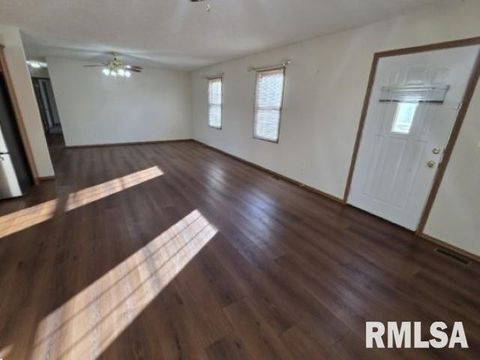 Tiny photo for 14013 N Tolle Lane, Mt Vernon, IL 62864 (MLS # EB460213)