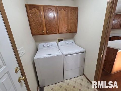 Tiny photo for 14013 N Tolle Lane, Mt Vernon, IL 62864 (MLS # EB460213)