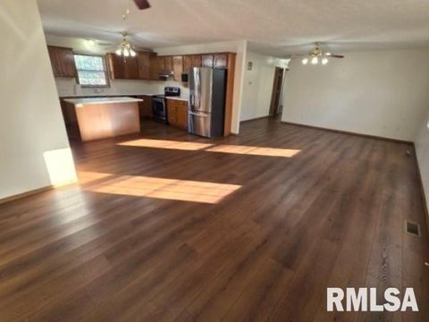 Tiny photo for 14013 N Tolle Lane, Mt Vernon, IL 62864 (MLS # EB460213)