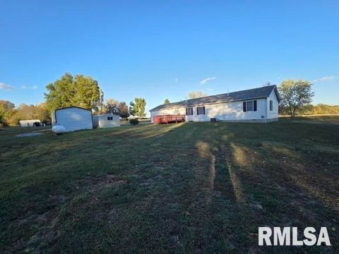 Tiny photo for 14013 N Tolle Lane, Mt Vernon, IL 62864 (MLS # EB460213)