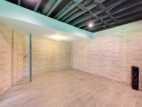 Tiny photo for 6 Forsythia Court, Bolingbrook, IL 60490 (MLS # 12641107)