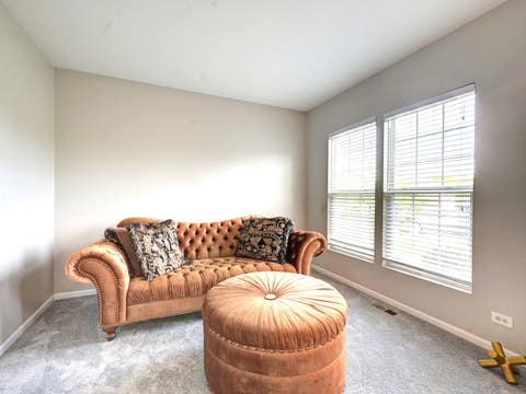 Tiny photo for 6 Forsythia Court, Bolingbrook, IL 60490 (MLS # 12641107)