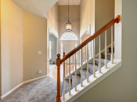 Tiny photo for 6 Forsythia Court, Bolingbrook, IL 60490 (MLS # 12641107)